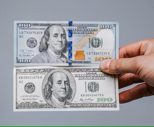 counterfeit USD banknotes
